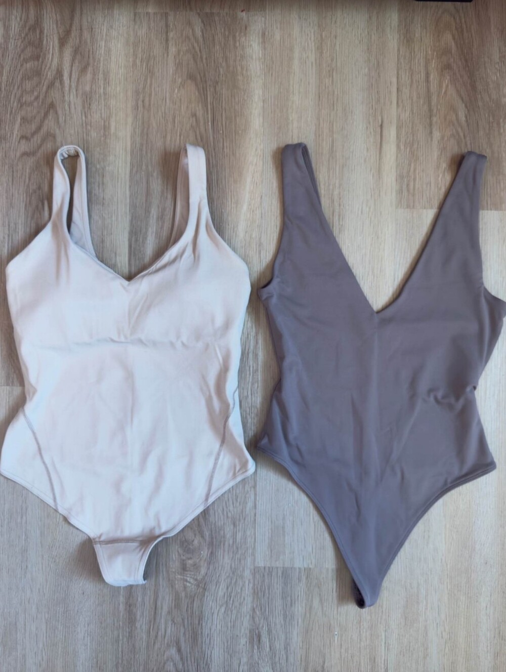 Lululemon And Babaton Women's Bodysuit Set - Cream and Taupe